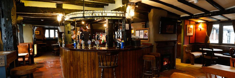 Kings Arms banner