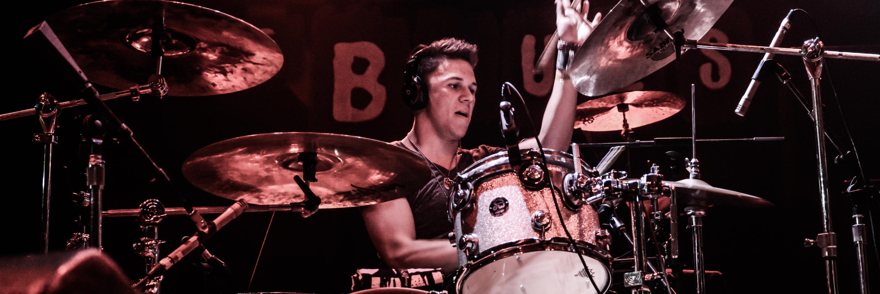flyawayhunter's profile banner image