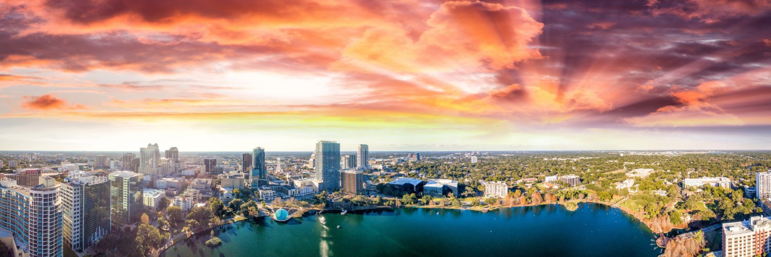 realtorpola's profile banner image
