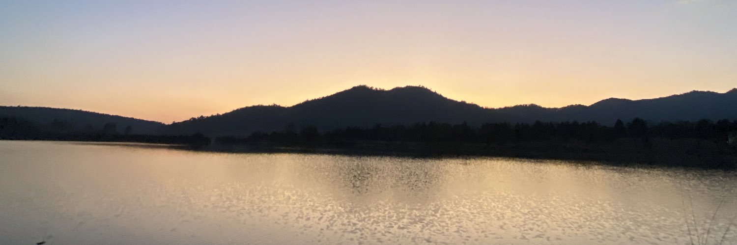AdrianG19's profile banner image