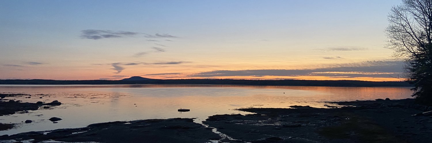 aileebay's profile banner image
