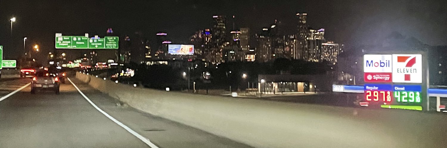 Dominique banner