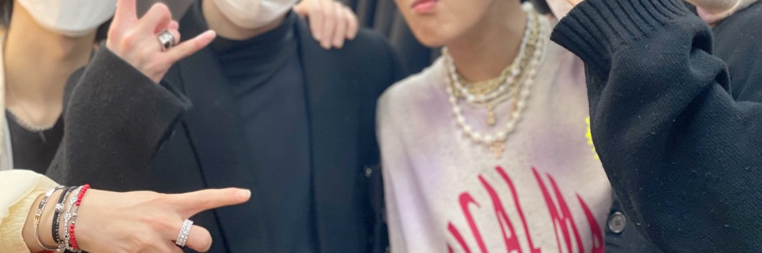 selfhazeteem's profile banner image