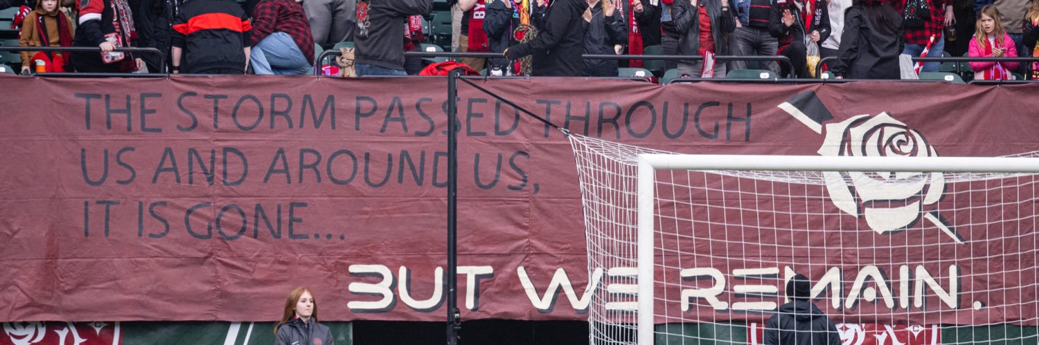 Goth Capo🌹⚒ banner