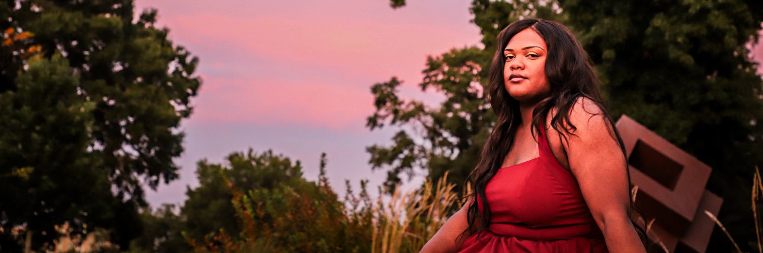 OntariaMarie's profile banner image
