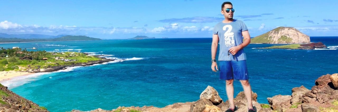 Azmat Armani 🐦 banner