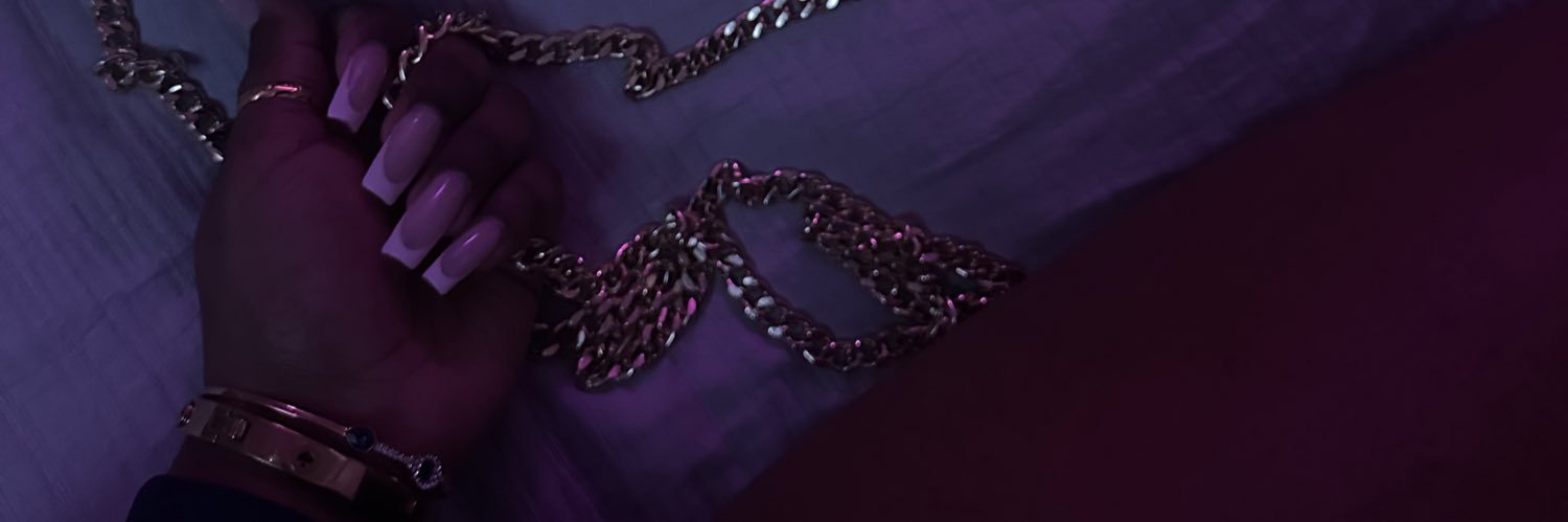 ladursa's profile banner image