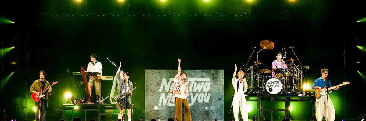 momo🌙 banner
