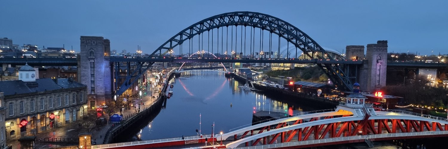 Chloe Howie 🍉 banner