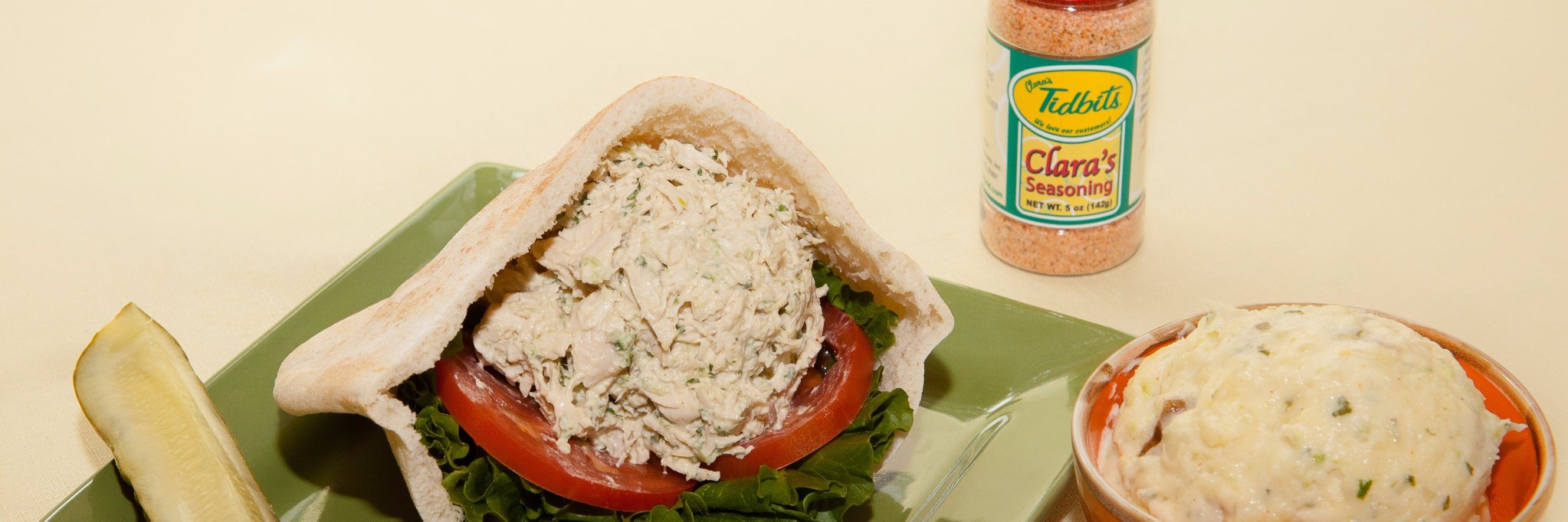 Clara's Tidbits banner