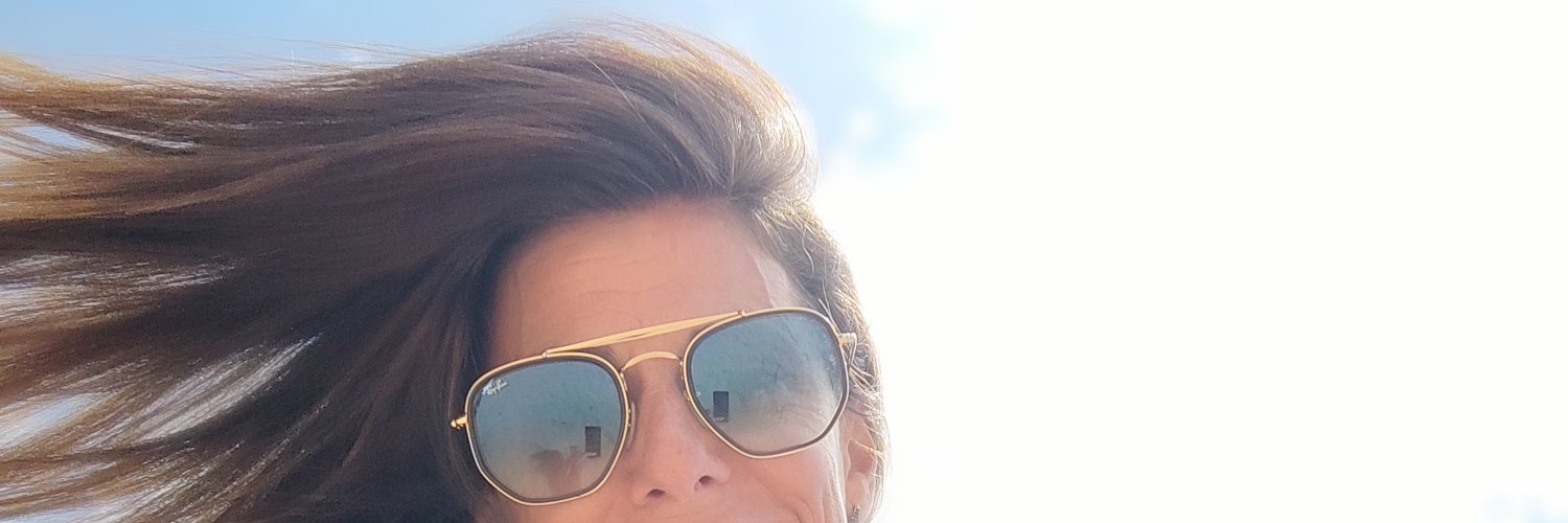 Vanesa Mut 💚 banner