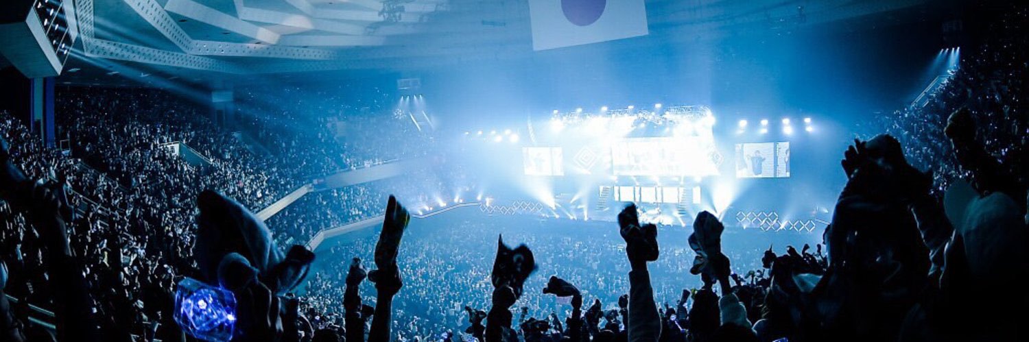 ririri090trrr's profile banner image