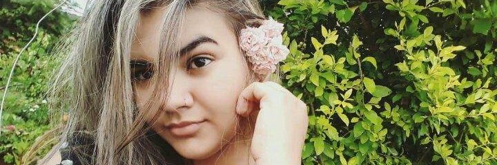 DiuliaSthefanny's profile banner image
