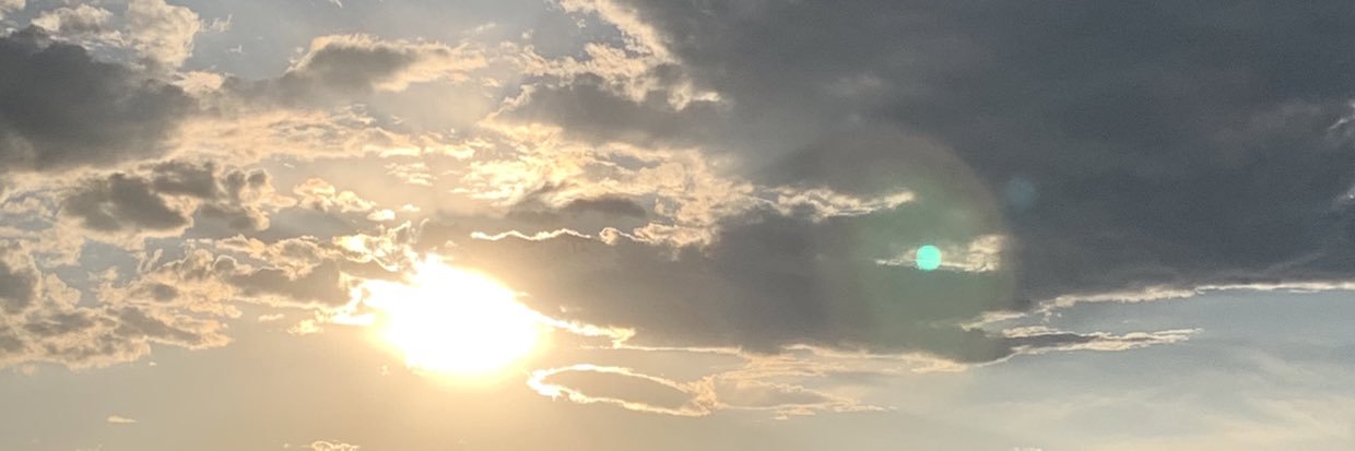 A man, his glasses and his vision! banner