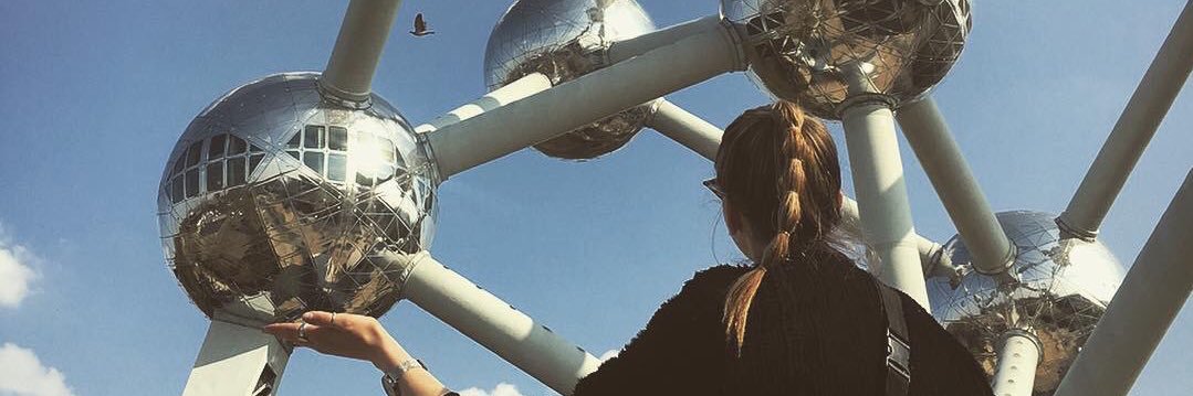 lauzbateman's profile banner image