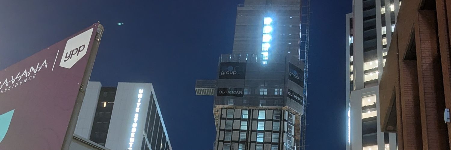 D H banner