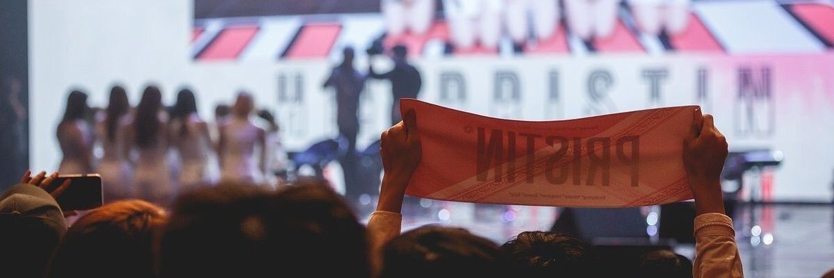 Chr banner