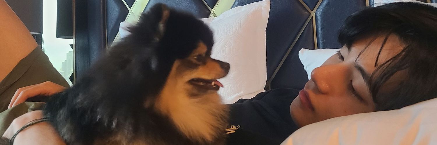 PauLoves_Tae's profile banner image