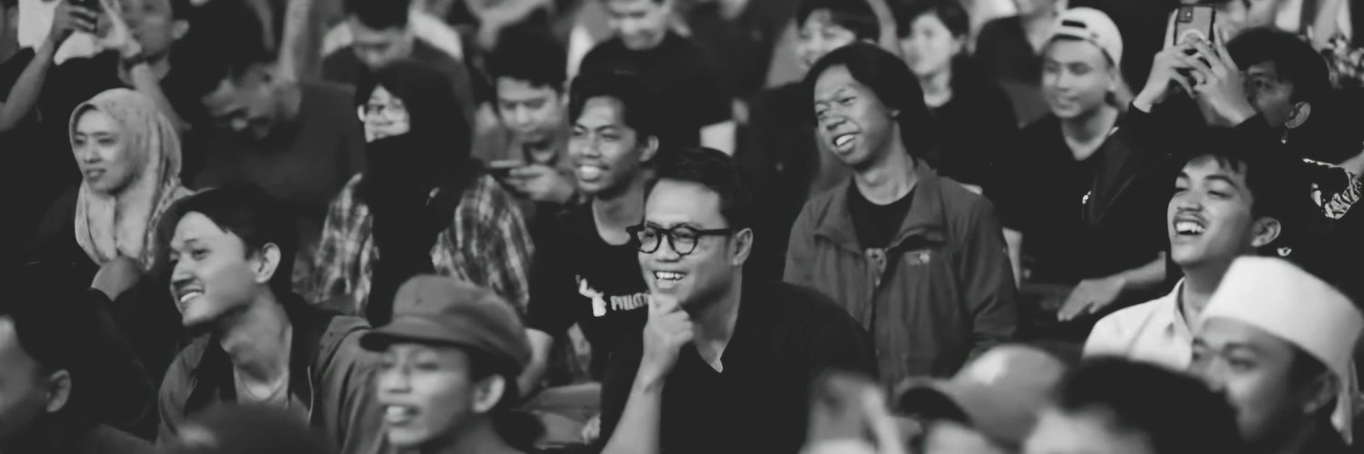 danaryoung's profile banner image