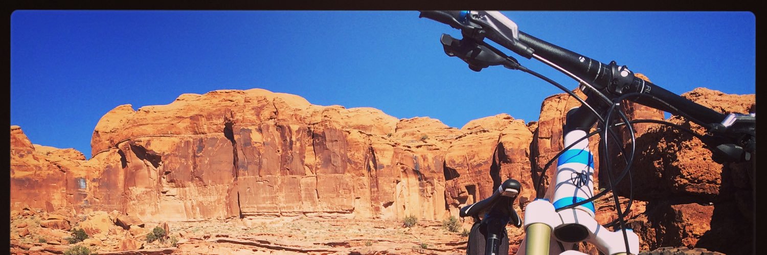 markavdv's profile banner image