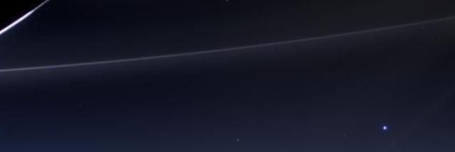 新月 banner