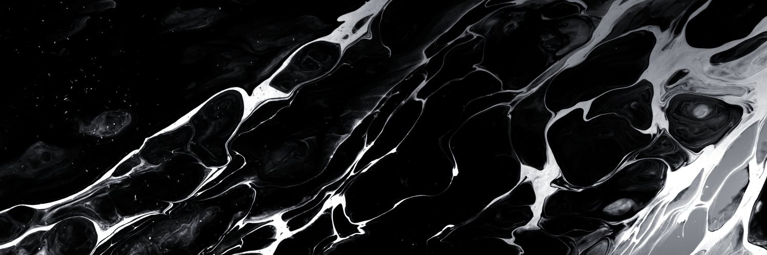 征's banner