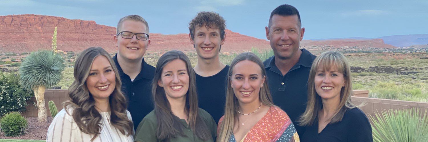 emilybryan428's profile banner image