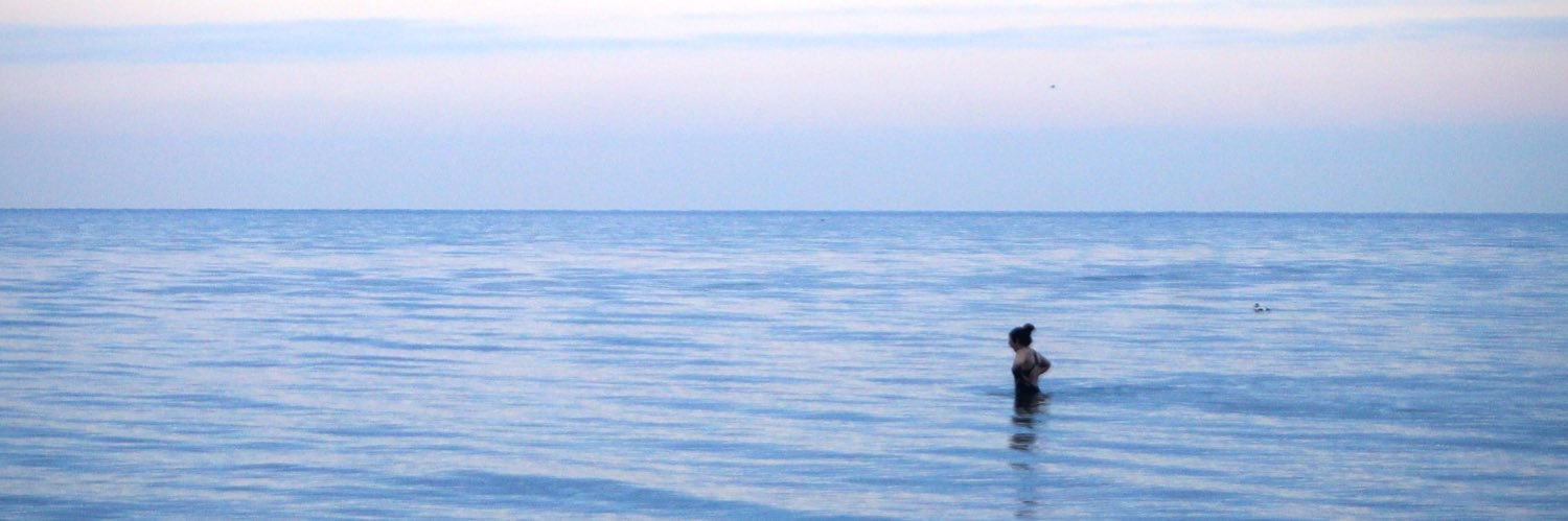 bea_thechange's profile banner image