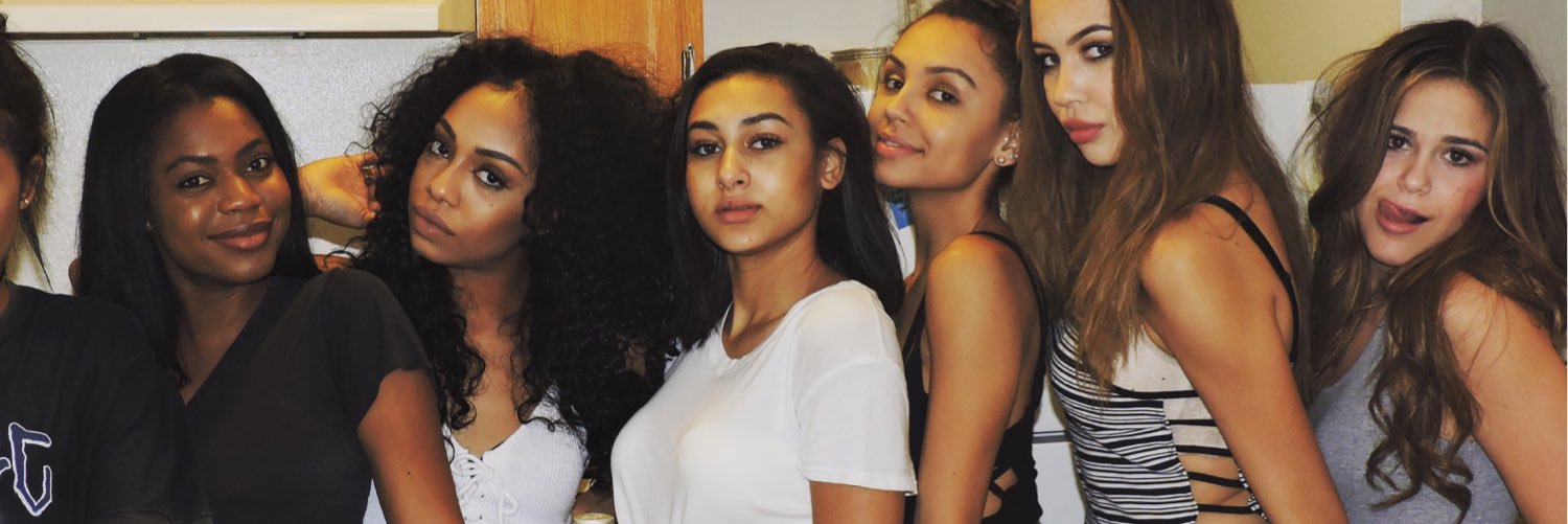 Hannahkate33's profile banner image