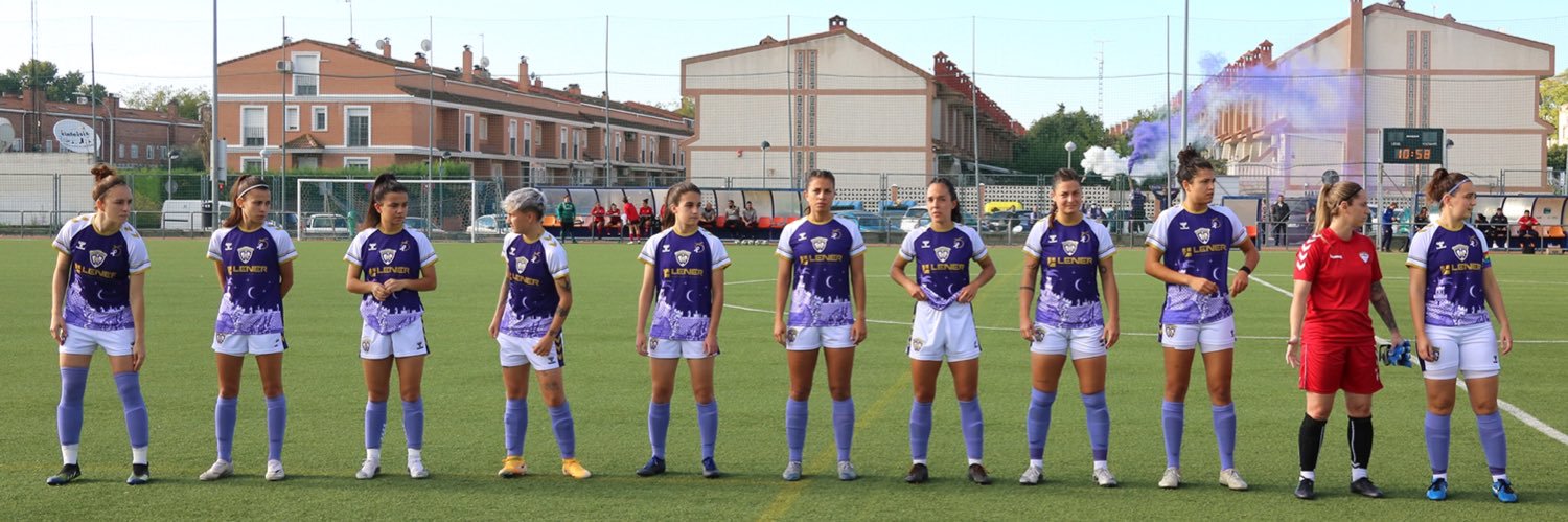 Clau_Marcos's profile banner image