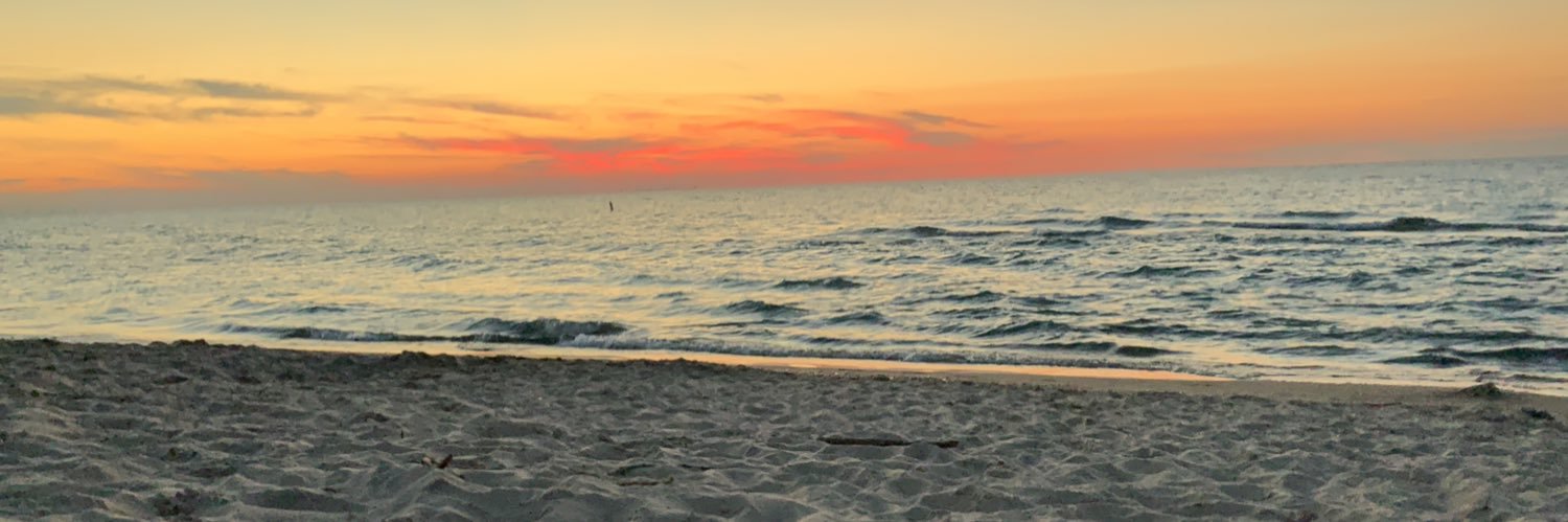 adrianajnsn's profile banner image