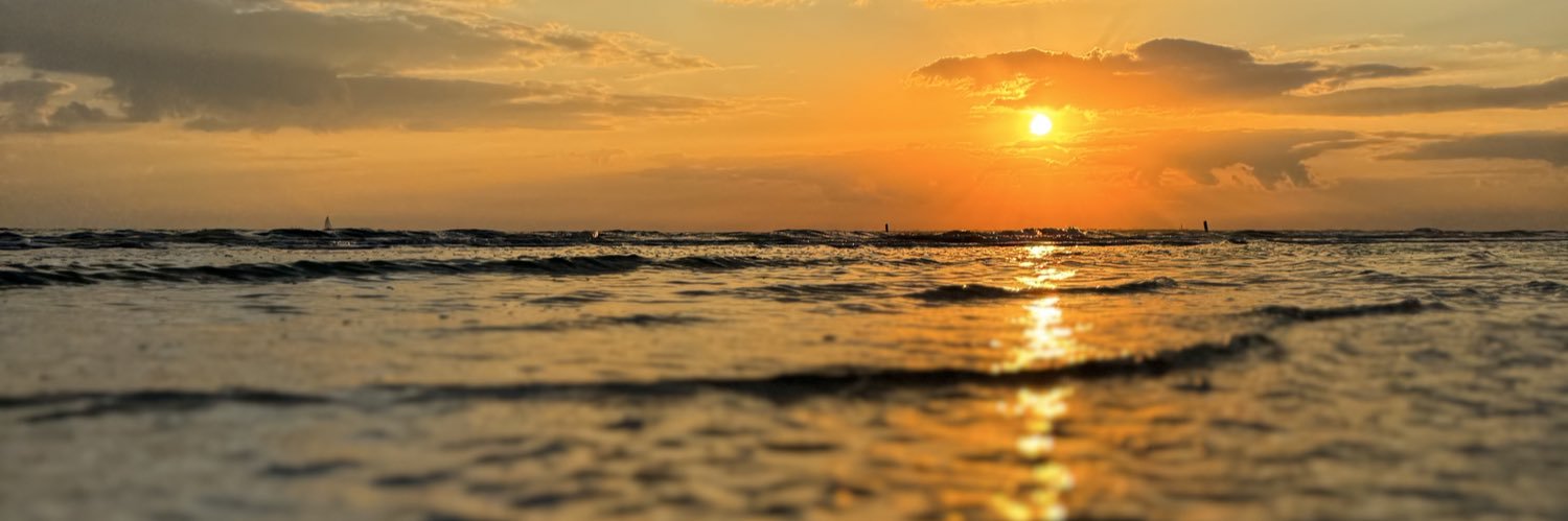 beckyking12's profile banner image