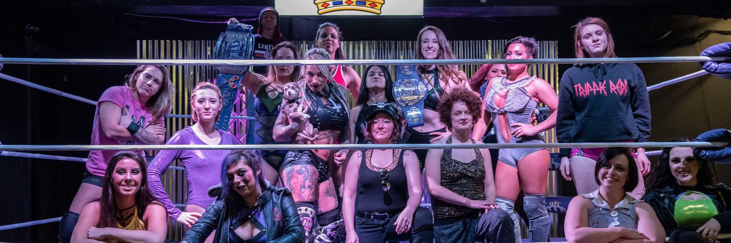 queens of combat banner