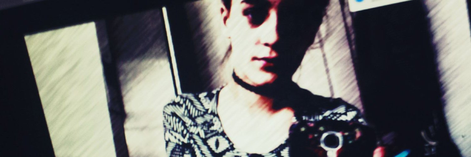 FeeKargar's profile banner image
