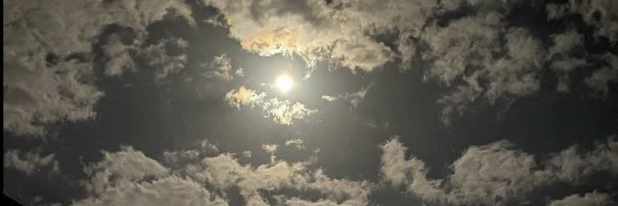 Razan_ehh's profile banner image
