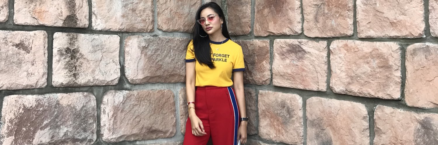 NazeeraSardi's profile banner image