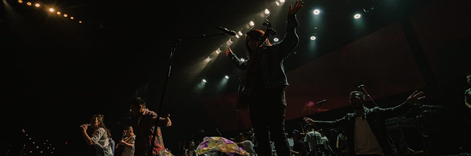 vonton's profile banner image