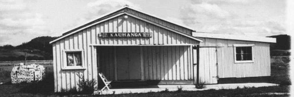 Landback Calrissian banner