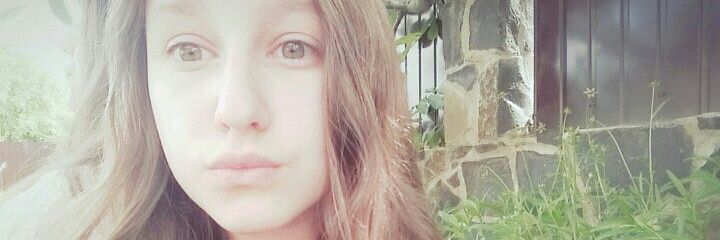 DashaVoits's profile banner image