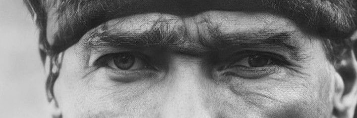 serifeeay's profile banner image
