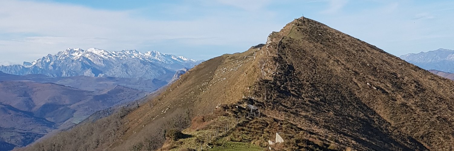 bequiperi's profile banner image