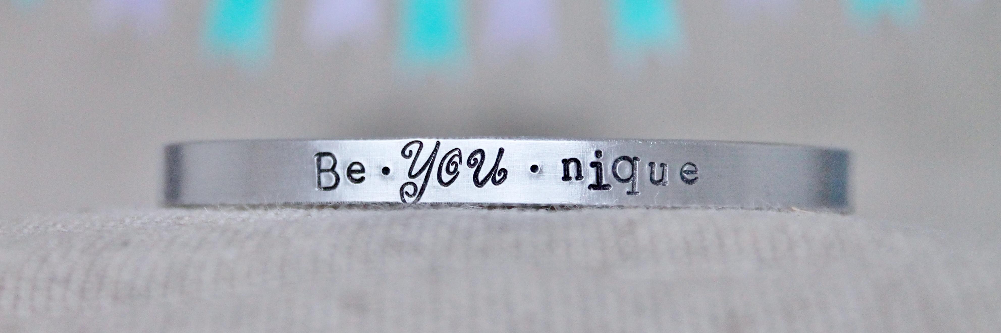 mauvemagpie's profile banner image