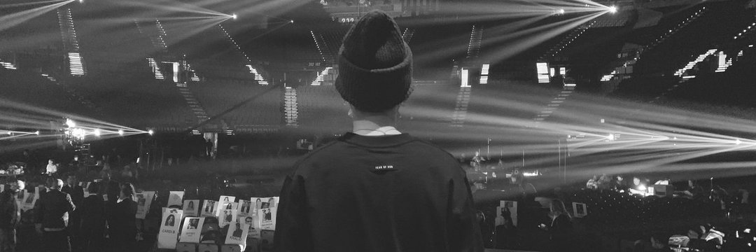 emizarrt's profile banner image