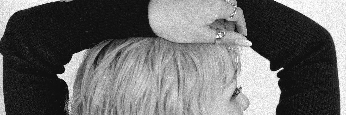 maimaitree's profile banner image