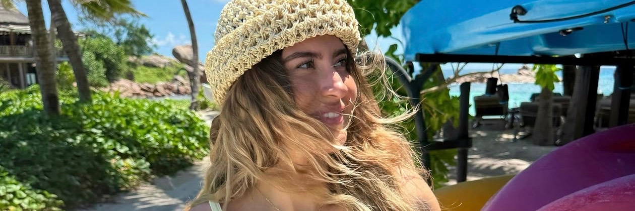 raquelfelex's profile banner image