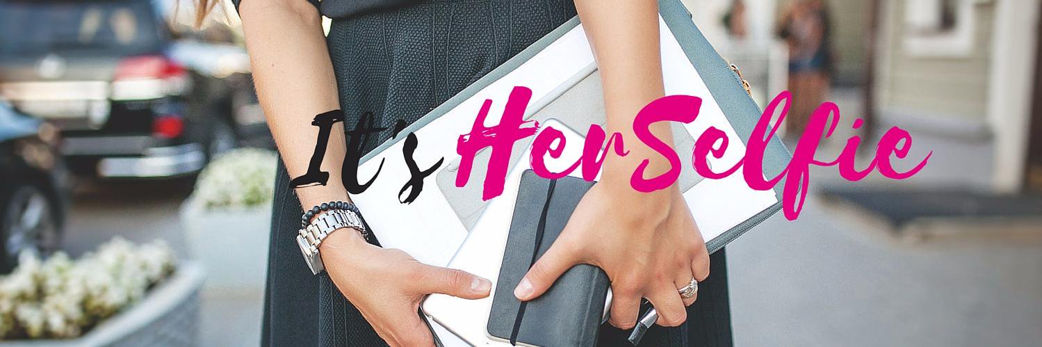 itsherselfie's profile banner image