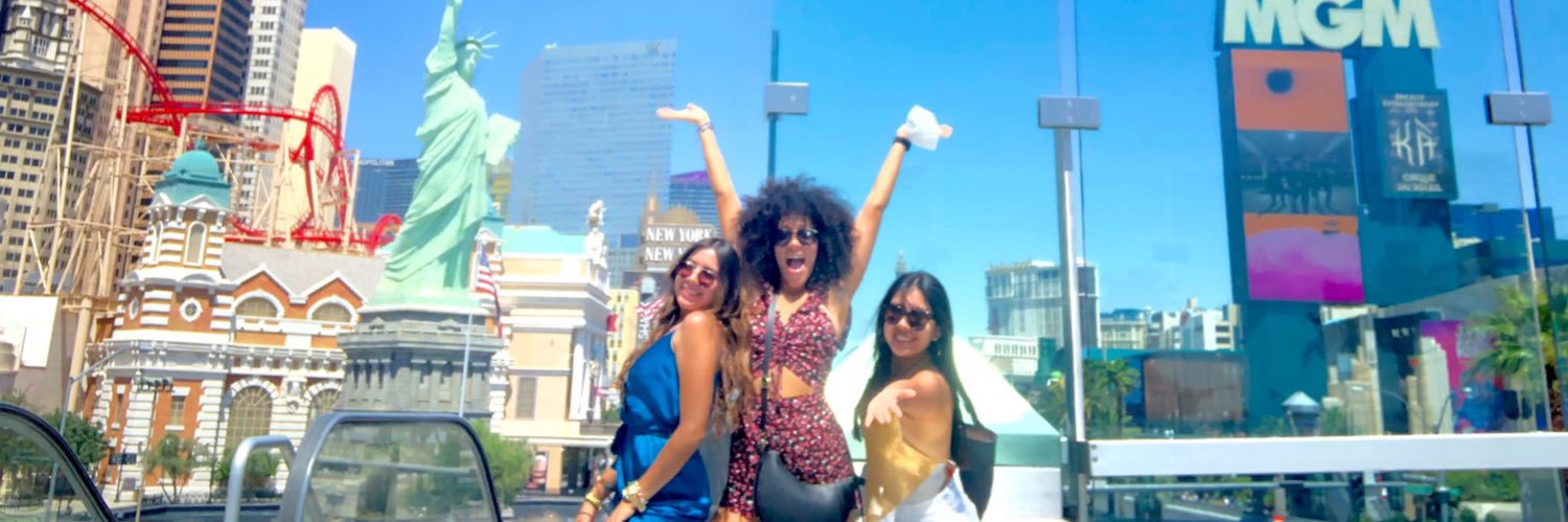 adrianayuu's profile banner image