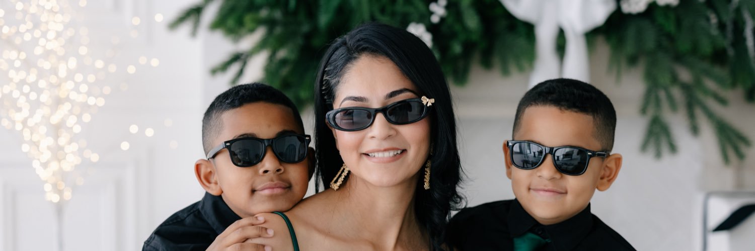 itsonly_vee's profile banner image