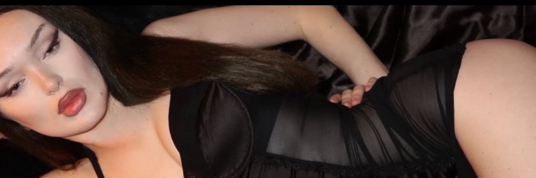 mistres_Helena's profile banner image