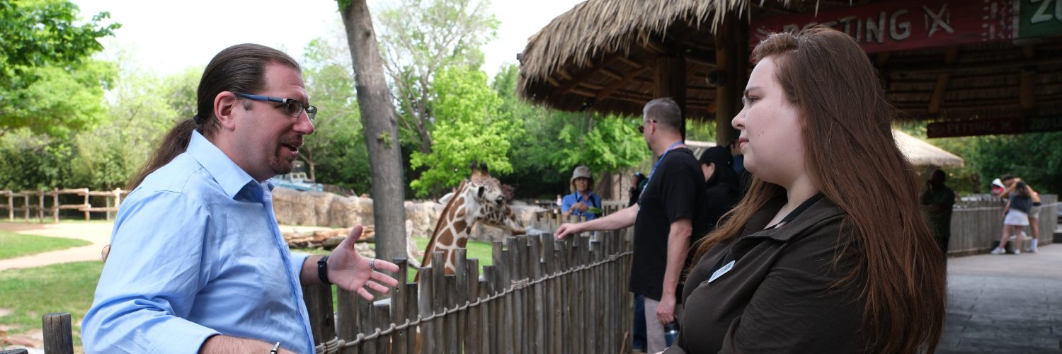 Haley Samsel 🍂 banner